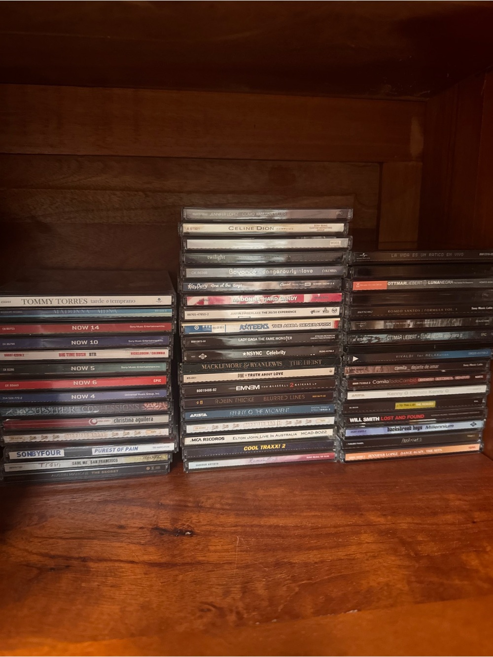 Assorted Music CD Lot - Mixed Colors
